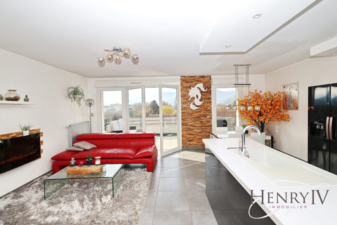   DERNIER �TAGE Appartement - 4 pi�ce(s) - 82 m�