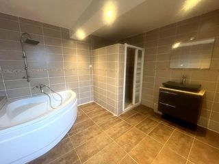  Maison � vendre 4 pi�ces 130 m�