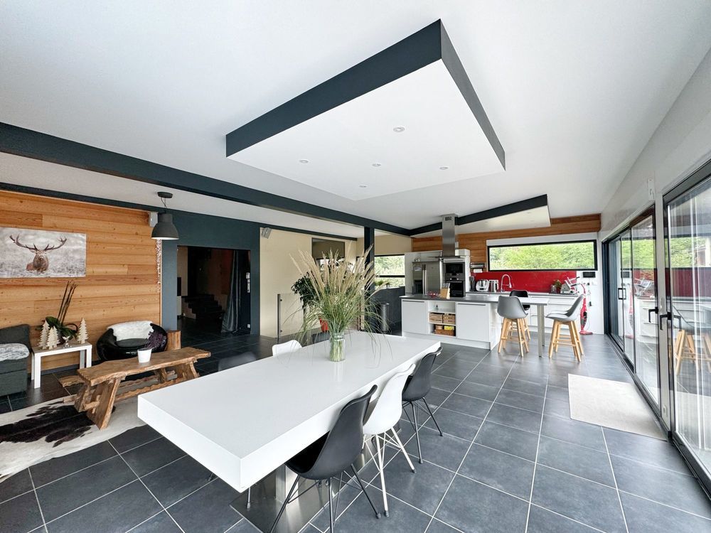 � vendre  Maison Gex (01170)