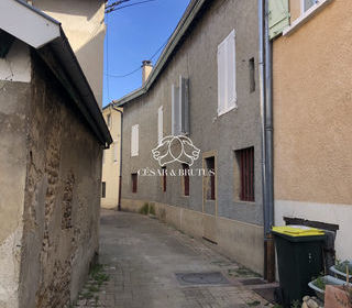  Immeuble � vendre 179 m�