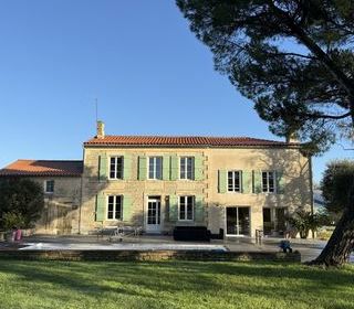  Maison � vendre 9 pi�ces 250 m�