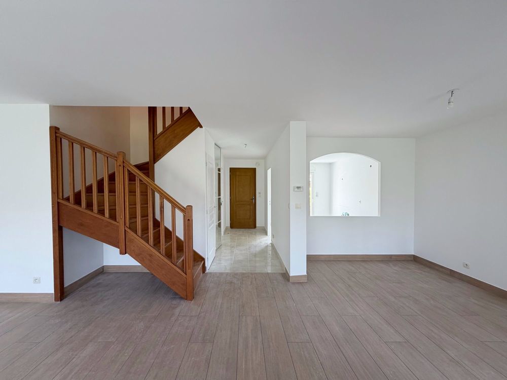 � vendre  Maison Ornex (01210)