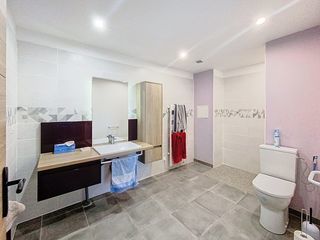  Maison � vendre 6 pi�ces 258 m�