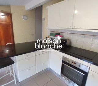  Appartement � louer 3 pi�ces 122 m�