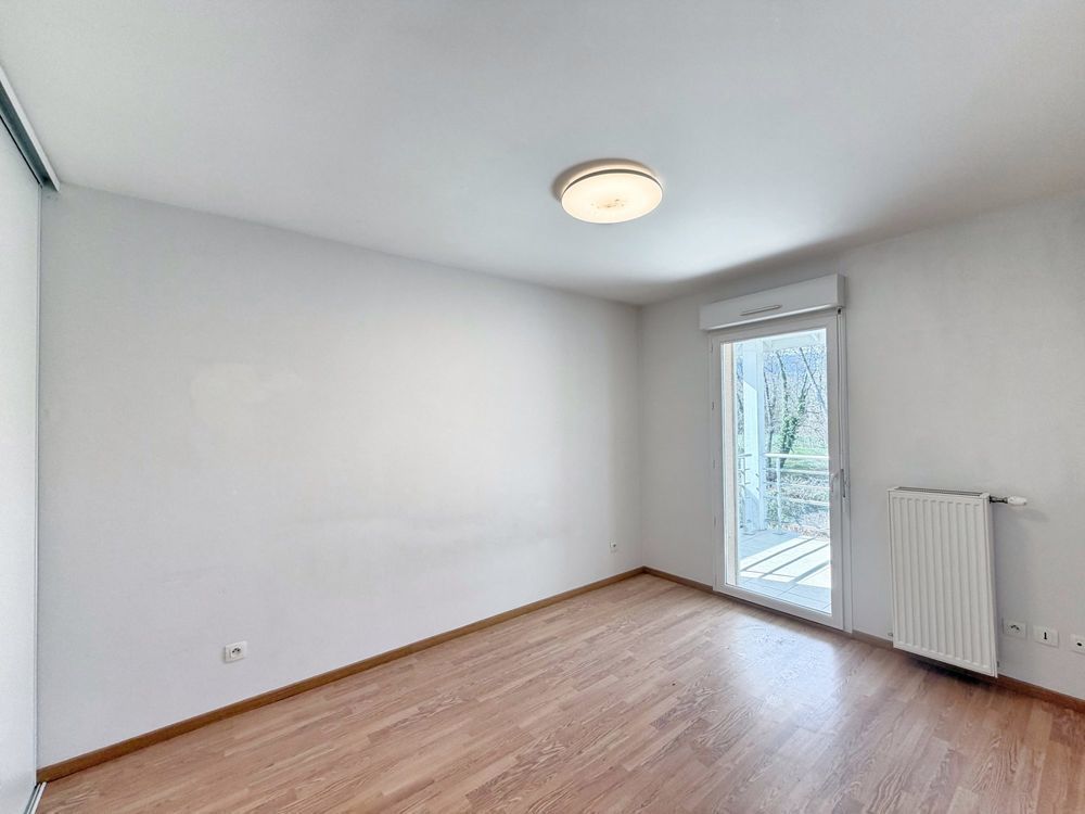 � vendre  Maison Ornex (01210)