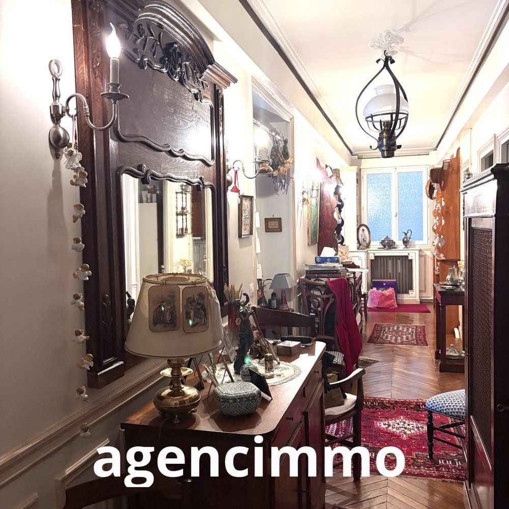 � vendre  Appartement Paris 18