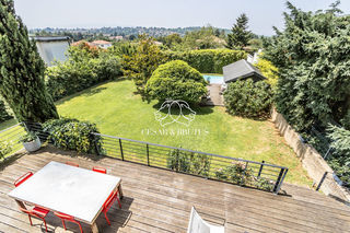  Maison � vendre 7 pi�ces 272 m�