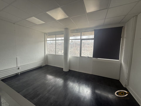 Local commercial en centre ville 1380 74100 Annemasse