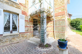  Maison � vendre 11 pi�ces 280 m�