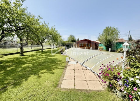   Magnifique maison de 138 m�, six pi�ces avec piscine. Maison - 6 pi�ce(s) - 138 m�