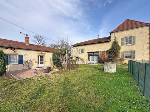   SUPERBE MAISON D'HOTES PROCHE LOIRE Maison - 10 pi�ce(s) - 400 m�