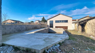  Maison � vendre 5 pi�ces 200 m�