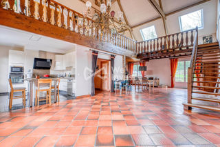  Maison � vendre 10 pi�ces 270 m�