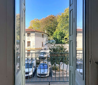  Immeuble � vendre 240 m�