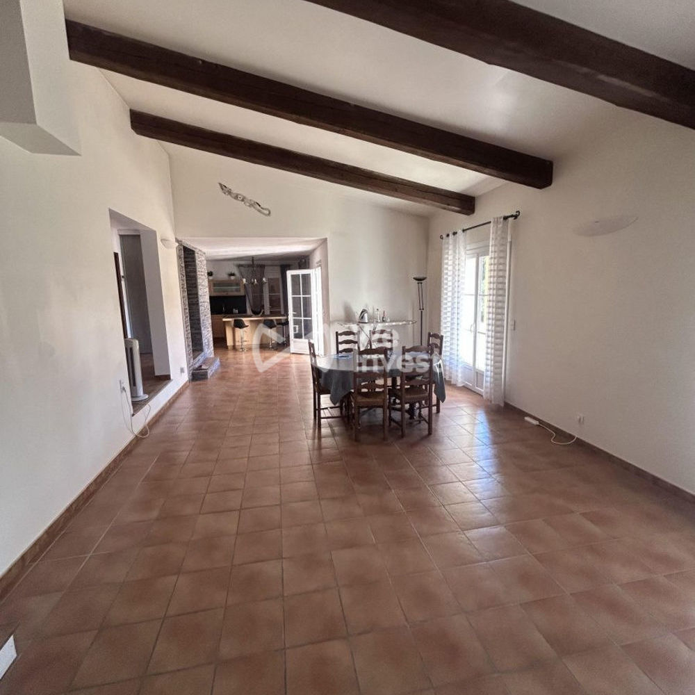 � vendre  Maison Pourri�res (83910)