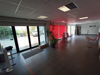  Immeuble � vendre 830 m�