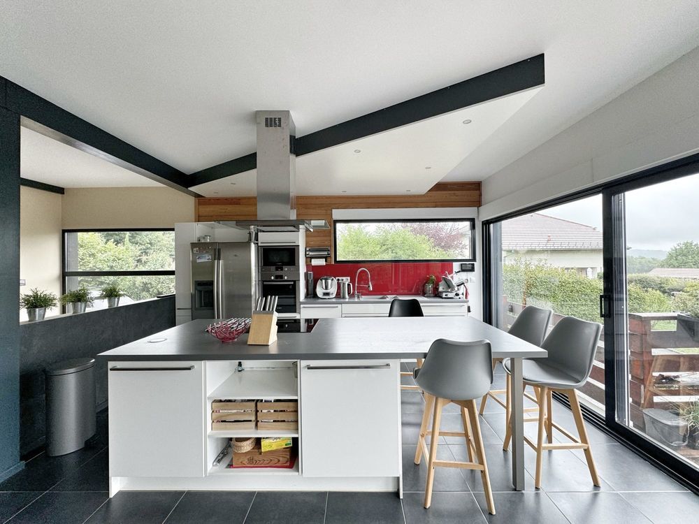 � vendre  Maison Gex (01170)