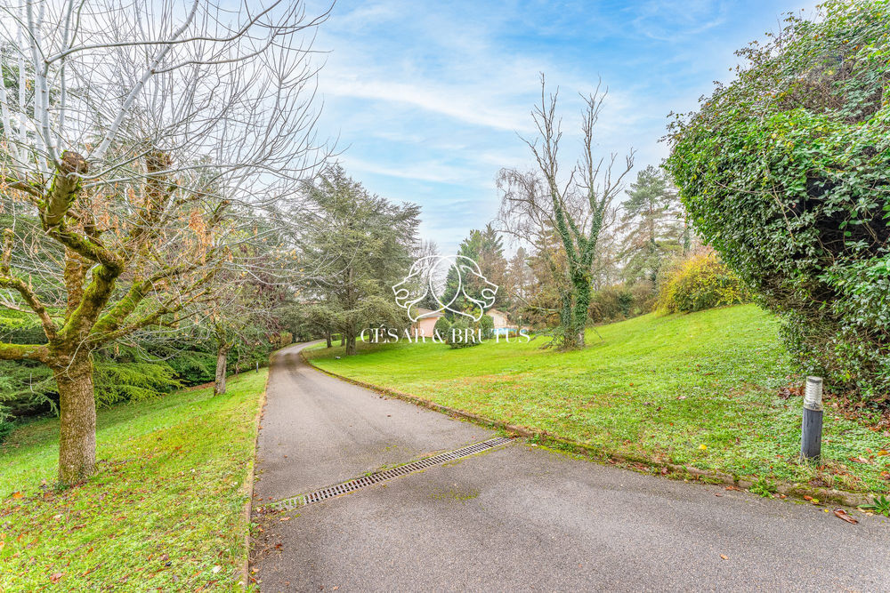 � vendre  Maison Collonges-au-Mont-d'Or (69660)