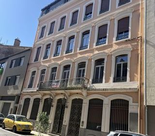  Appartement � vendre 4 pi�ces 162 m�