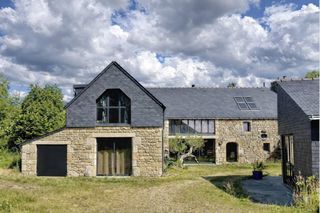  Maison � vendre 7 pi�ces 247 m�