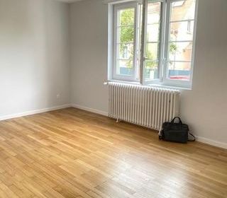  Appartement � louer 3 pi�ces 77 m�