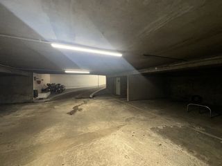  Parking / Garage � vendre 12 m�