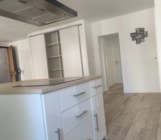  Appartement � louer 4 pi�ces 105 m�