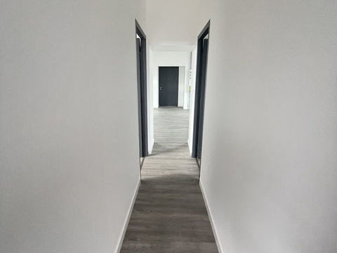  Appartement � vendre 3 pi�ces 79 m�