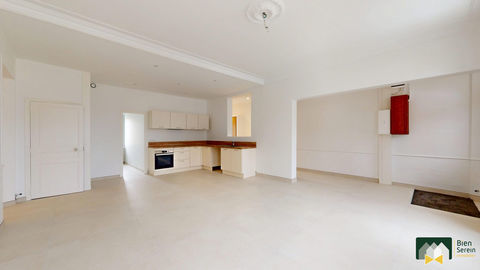   Maison bourgeoise 5 chambres - CENTRE VILLE VOVES Maison - 8 pi�ce(s) - 167 m�