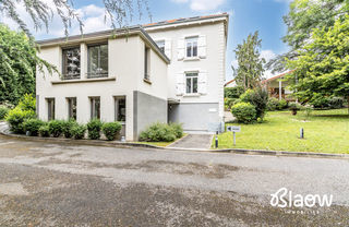  Maison � vendre 15 + pi�ces 345 m�