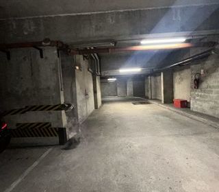  Parking / Garage � vendre 12 m�
