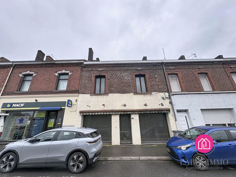   Maison avec Hangar Maison - 5 pi�ce(s) - 145 m�