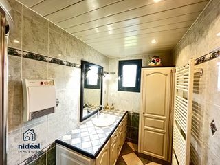  Maison � vendre 8 pi�ces 240 m�