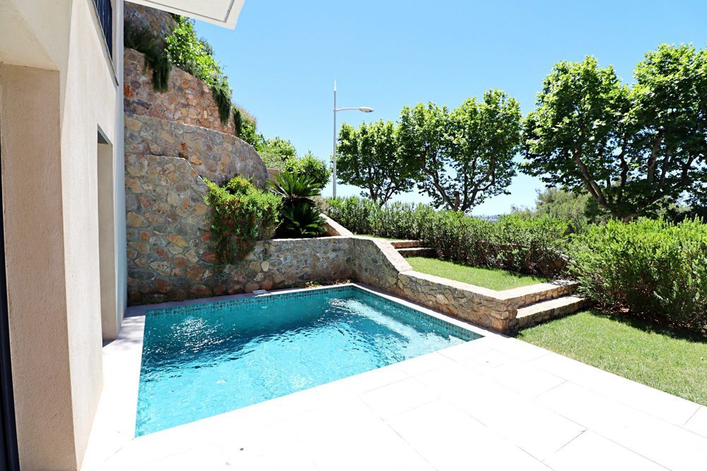 � vendre  Maison Toulon (83200)