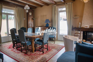  Maison � vendre 11 pi�ces 304 m�