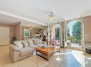  Maison � vendre 7 pi�ces 210 m�