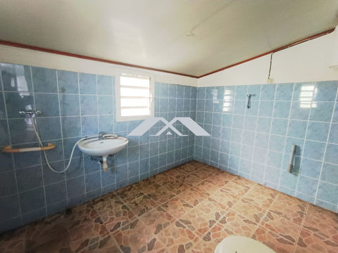   Maison TOMY - 753m� -Charri�-Petite Ile Maison - 6 pi�ce(s) - 95 m�