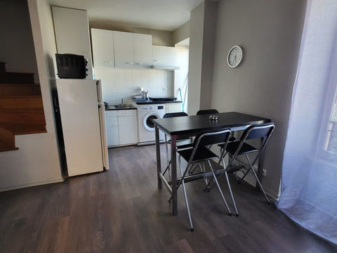   Appartement � louer Privas Appartement - 2 pi�ce(s) - 39 m�