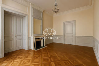  Appartement � vendre 6 pi�ces 172 m� Lyon 05