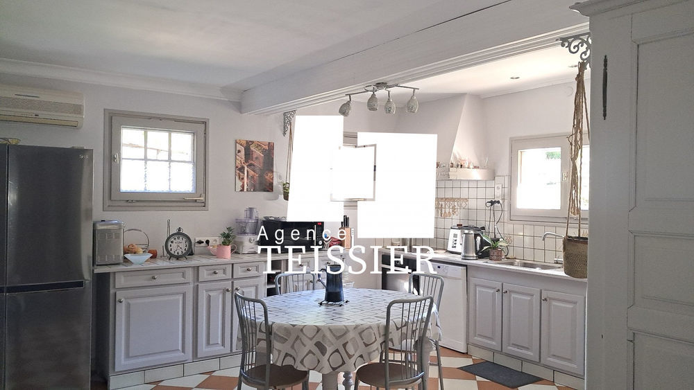 � vendre  Maison Banne (07460)