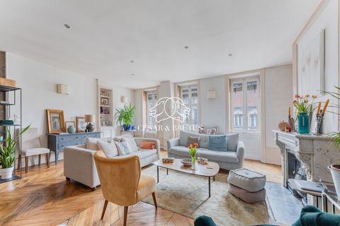  Appartement � vendre 5 pi�ces 151 m�