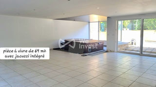  Maison � vendre 9 pi�ces 295 m�