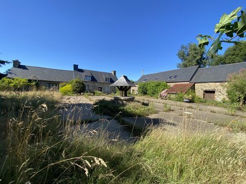   PROPRIETE EN PIERRES AVEC DEPENDANCES Maison - 6 pi�ce(s) - 143 m�