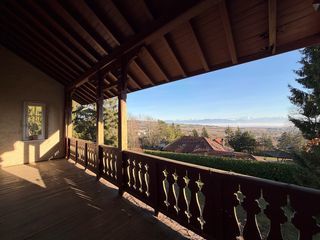  Maison � vendre 8 pi�ces 236 m�