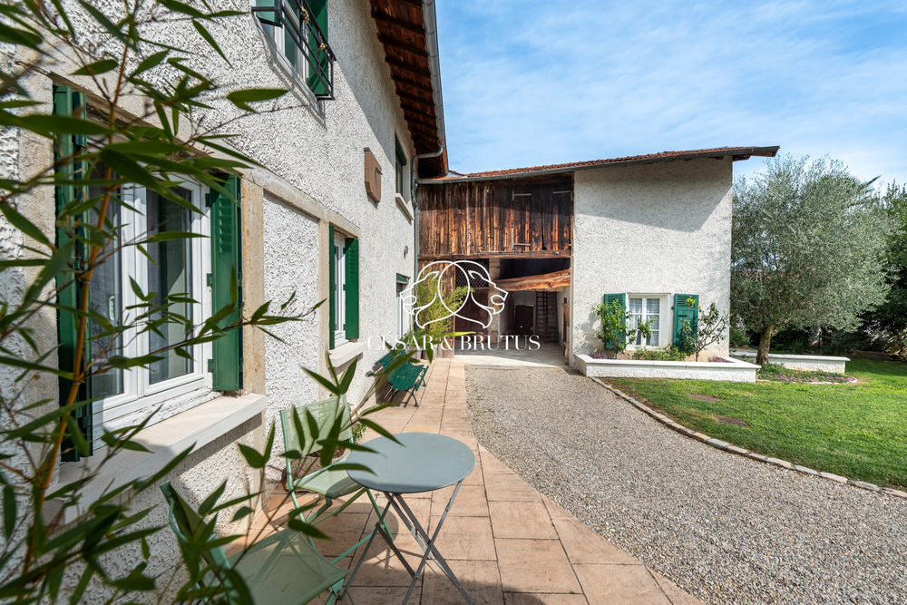 � vendre  Maison Montluel (01120)