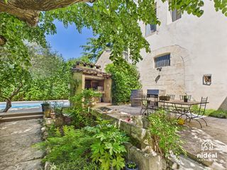  Maison � vendre 15 + pi�ces 270 m�