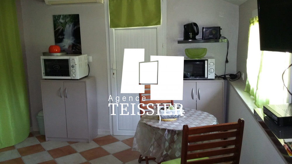 � vendre  Maison Banne (07460)