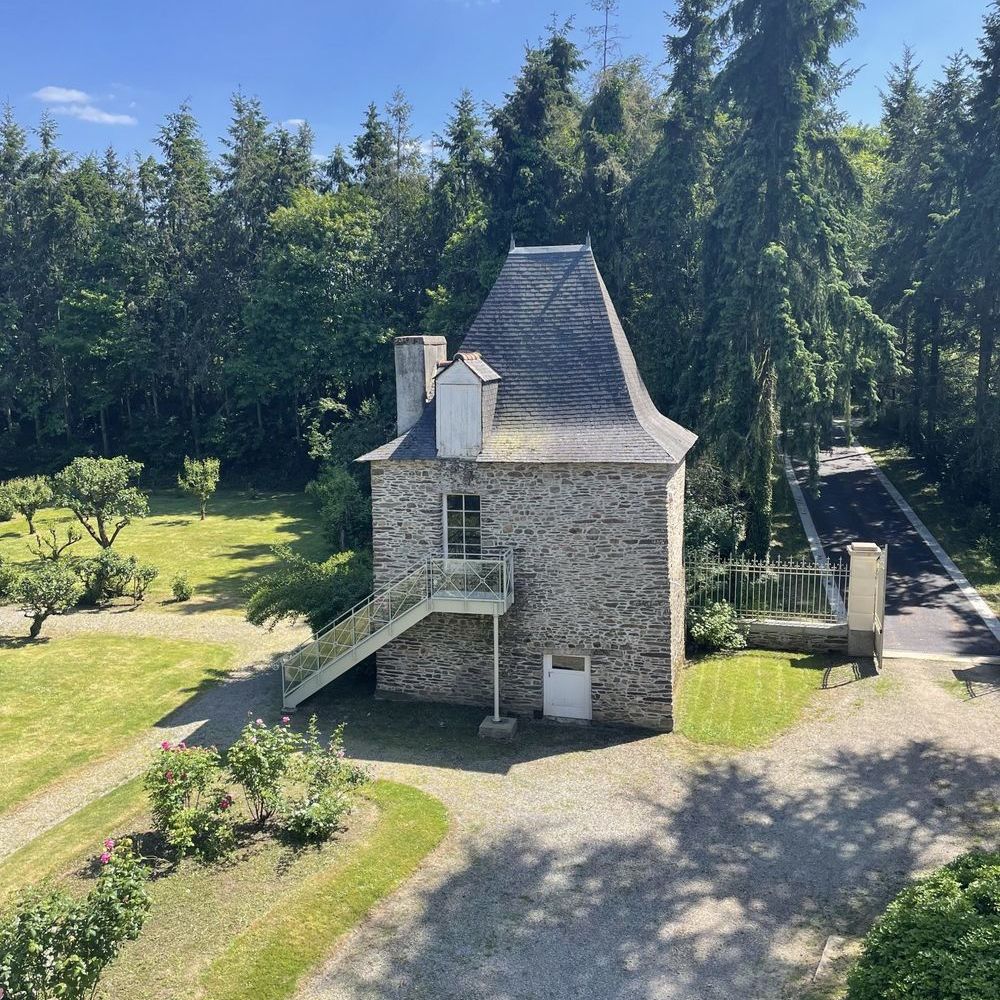 � vendre  Propri�t�/ch�teau Rennes (35000)