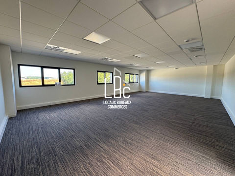 Nantes M&eacute;tropole - Local activit&eacute; de 575 m&sup2; &agrave; louer avec bu 4505 44340 Bouguenais