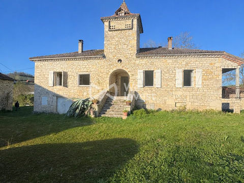   Maison Quercynoise T6 & ses d�pendances sur 4ha ! Maison - 6 pi�ce(s) - 120 m�